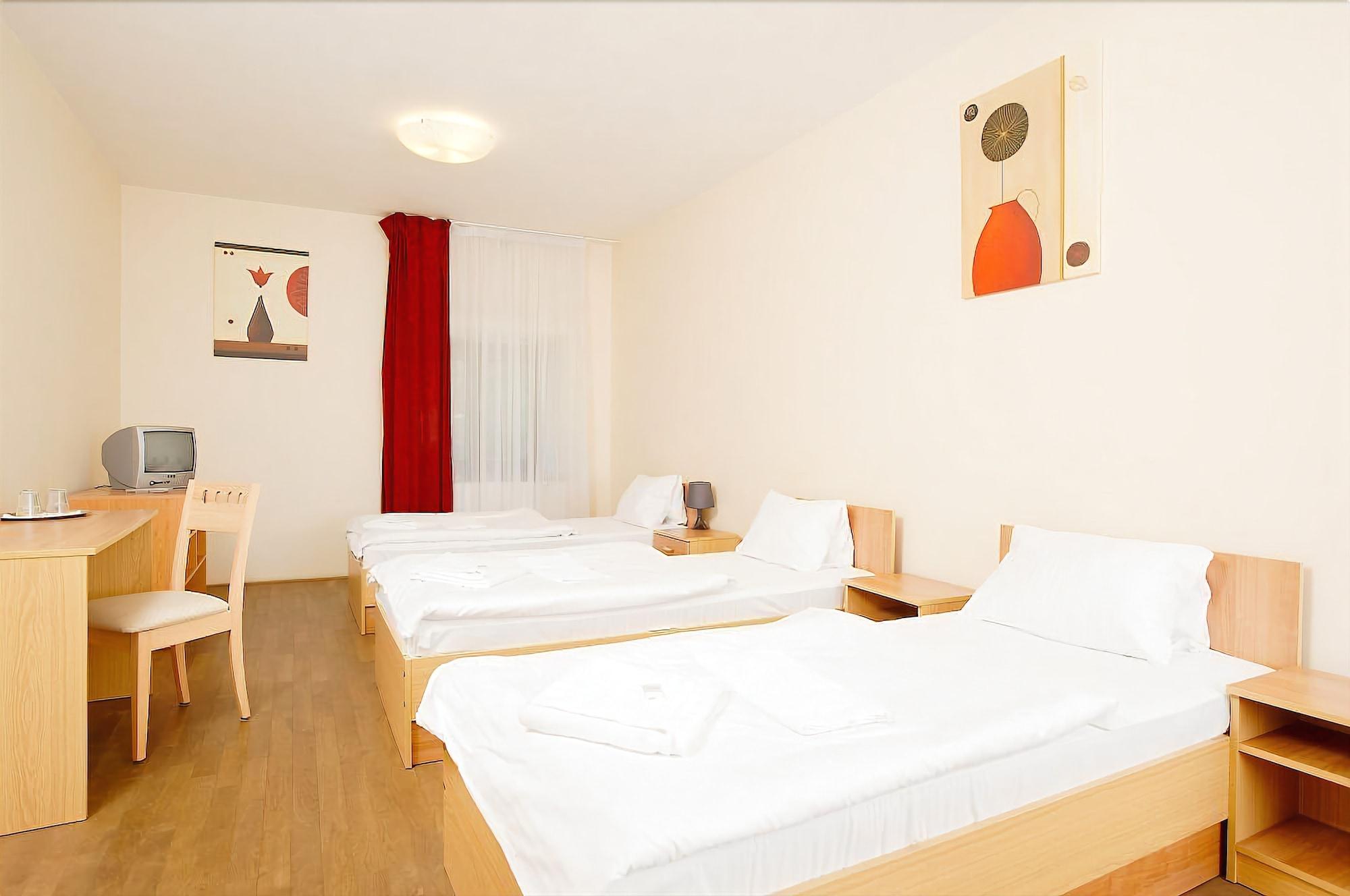 Hotel Stary Pivovar Прага Экстерьер фото